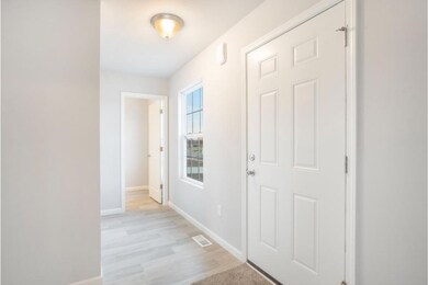 SVW056-i2280-Foyer