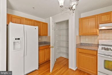 8243 Lyndhurst St, Laurel, MD 20724 - photo 6