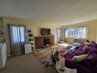 113 Oliver St unit 113, Malden, MA 02148 - photo 2