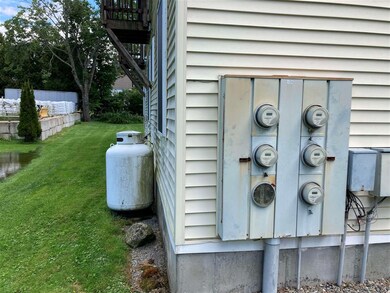 31 Central St, Hillsborough, NH 03244 - photo 2