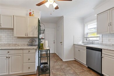 3917 Coliseum St, New Orleans, LA 70115 - photo 7