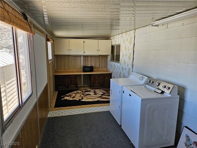 Clothes washing area with separate washer and drye