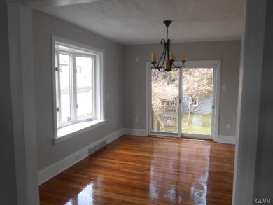 615 E Locust St, Bethlehem, PA 18018 - photo 7