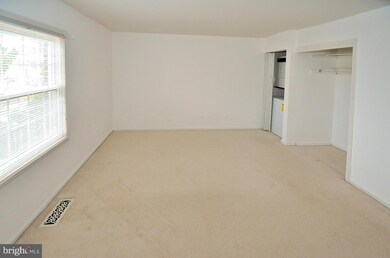 8416 Forrester Blvd unit 577, Springfield, VA 22152 - photo 7