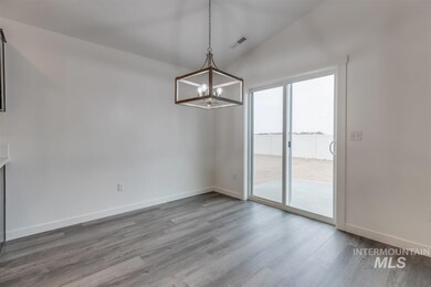 1556 W Queens River St, Meridian, ID 83642 - photo 6