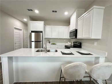 425 E Acacia Ave, Alamo, TX 78516 - photo 5