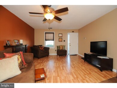 257 Lafayette Dr, Swedesboro, NJ 08085 - photo 5