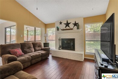 121 E Blancas Dr, Copperas Cove, TX 76522 - photo 6