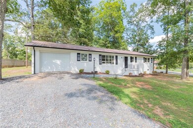 1120 Oakwood Acres Rd, Asheboro, NC 27205 - photo 5