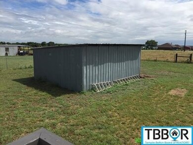 6765 MacKey Ranch Rd, Eddy, TX 76524 - photo 7