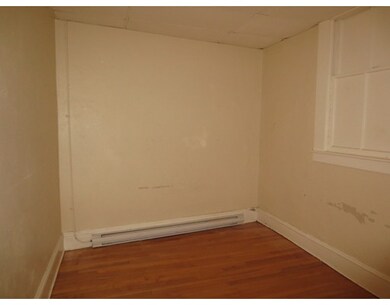 177 E Merrimack St unit 6, Lowell, MA 01852 - photo 4