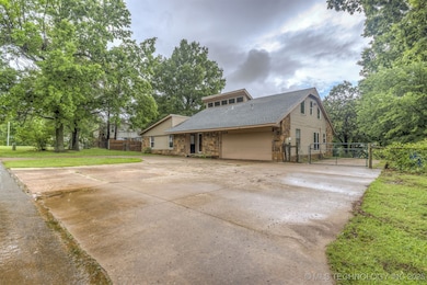 8424 Harp Blvd, Broken Arrow, OK 74014 - photo 2