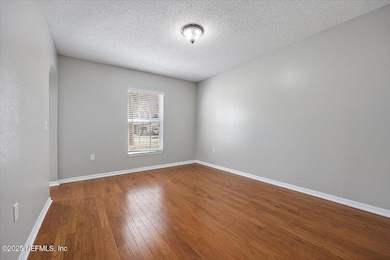 05-Dining Room