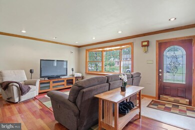 216 Woodlawn Dr, Lansdale, PA 19446 - photo 3