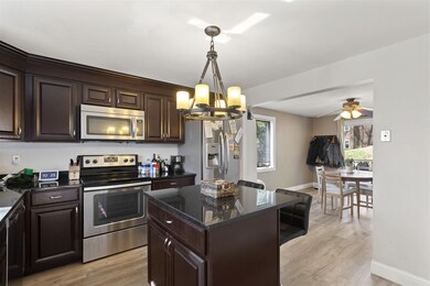 4 Grimsby Ln unit U20, Nashua, NH 03063 - photo 6