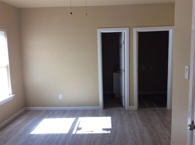 415 N Brazos Ave, Cleburne, TX 76031 - photo 5