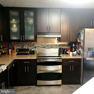 2407 Sarum Ct, Windsor Mill, MD 21244 - photo 7