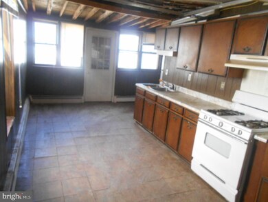 303 Essex St, Gloucester City, NJ 08030 - photo 6