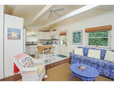 74 Crest St, Middletown, RI 02842 - photo 4