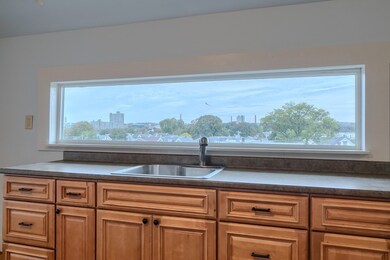 20 8th St unit B, Lowell, MA 01850 - photo 6