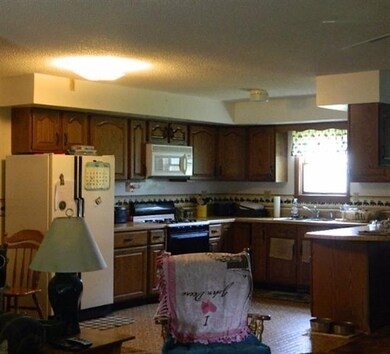 4235 N 500 E, Hamlet, IN 46532 - photo 3