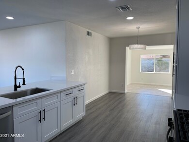 619 E Hampton Ave, Mesa, AZ 85204 - photo 2