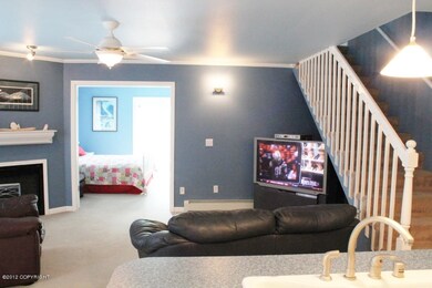 Living Room Photo #3