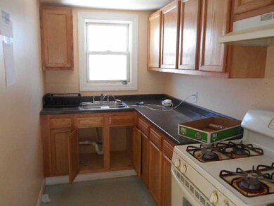 940 Manton Ave, Providence, RI 02909 - photo 4