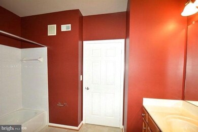 1515 N Point Dr unit 101, Reston, VA 20194 - photo 4