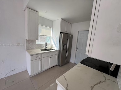 2507 NW 4th Ct, Pompano Beach, FL 33069 - photo 4