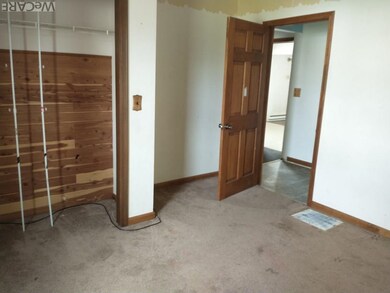 180 4th St, Fort Jennings, OH 45844 - photo 4