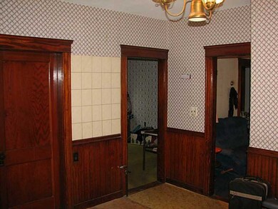 191 Bucklin St, Pawtucket, RI 02861 - photo 5