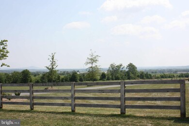 15731 Trongate Ct, Leesburg, VA 20176 - photo 4