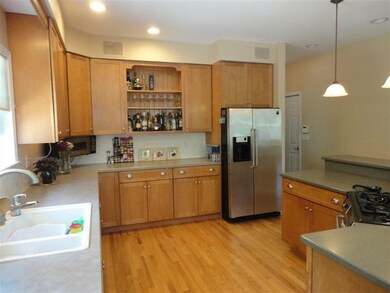 Plentiful cabinet space