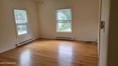 137 Bay St, Glens Falls, NY 12801 - photo 4