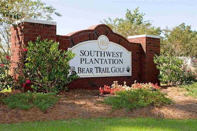 305 Plantation Dr, Jacksonville, NC 28546 - photo 2