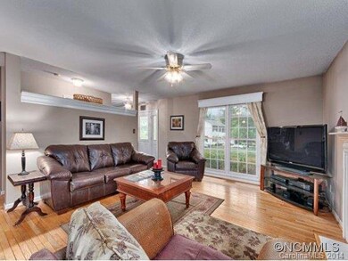 87 Forest Lake Dr, Asheville, NC 28803 - photo 4