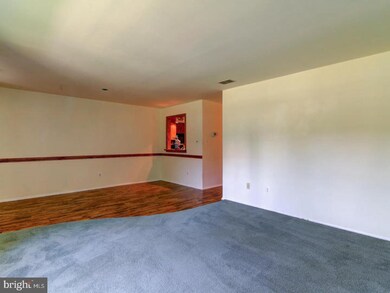 213 Wyndham Place, Trenton, NJ 08691 - photo 5