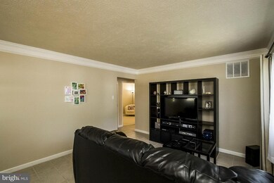 231 Manassas Dr, Manassas Park, VA 20111 - photo 4