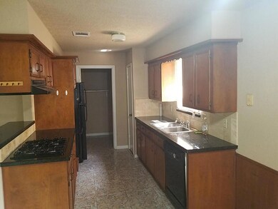 10930 Twig Dr, Houston, TX 77089 - photo 3