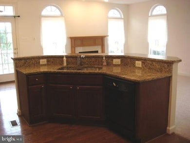 2311 Barnstable Dr, Upper Marlboro, MD 20774 - photo 6