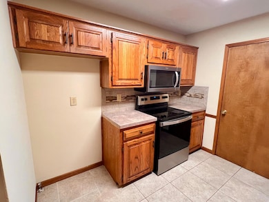 3749 N Pickwick Ave, Springfield, MO 65803 - photo 7