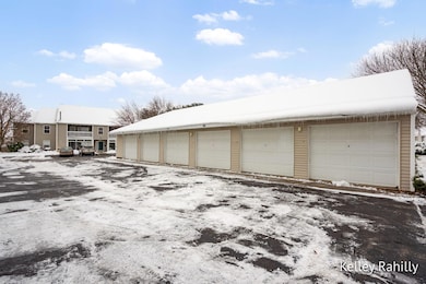3151 Poplar Creek Dr SE unit 202, Grand Rapids, MI 49512 - photo 3