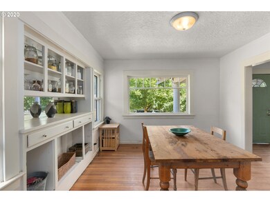 1260 N Winchell St, Portland, OR 97217 - photo 5