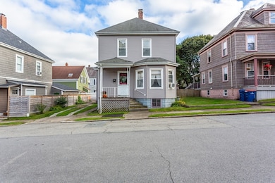 70 Trinity St, New Bedford, MA 02740 - photo 3