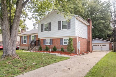 3109 Auburn Cir, Louisville, KY 40299 - photo 2
