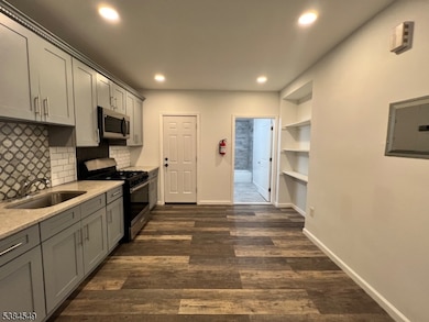 11 Lowden St unit 1, Elizabeth, NJ 07208 - photo 2