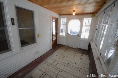 2419 Donahue CT Wyoming-2