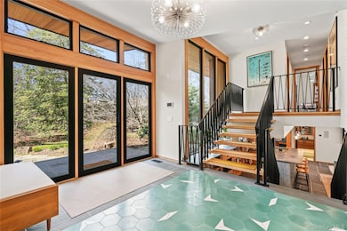 14 Tall Tree Ct, Cold Spring Harbor, NY 11724 - photo 3