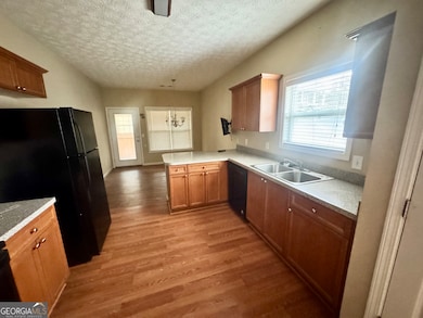 115 Catlyn Ct, Riverdale, GA 30296 - photo 5